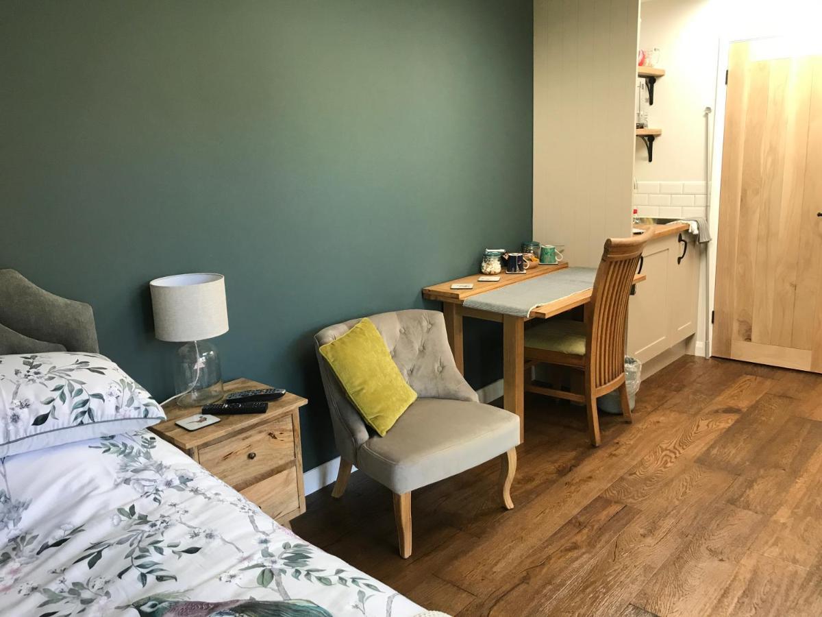 Corner House Luxury Bnb Little Dunmow Eksteriør bilde