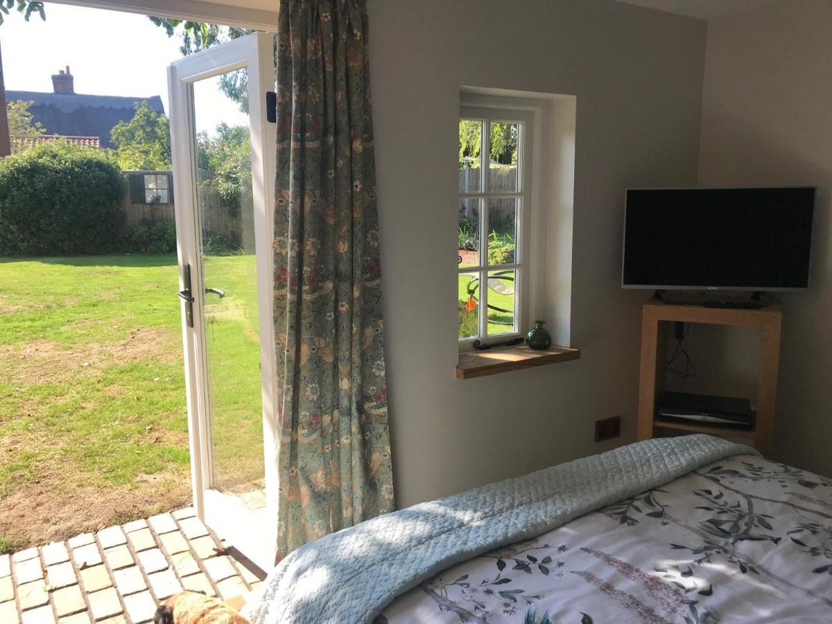 Corner House Luxury Bnb Little Dunmow Eksteriør bilde