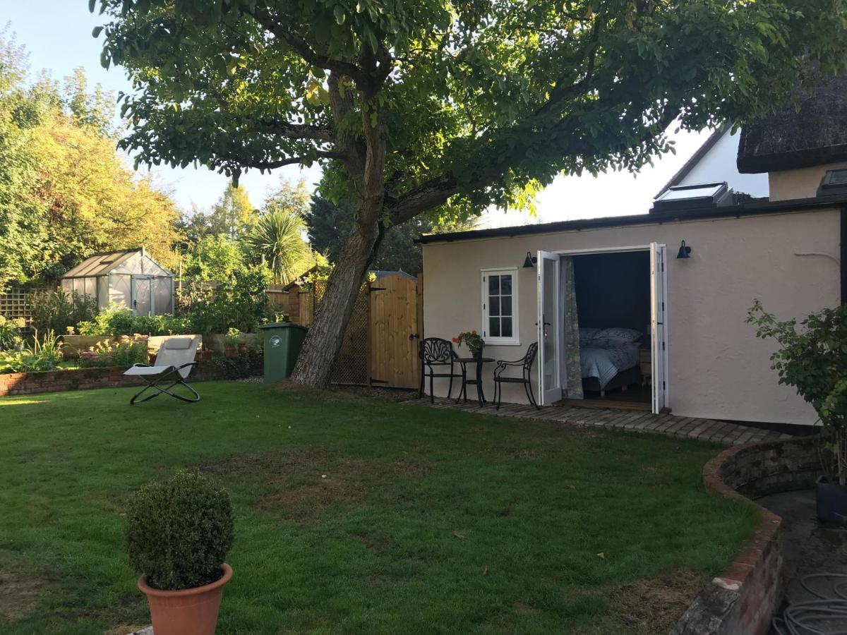 Corner House Luxury Bnb Little Dunmow Eksteriør bilde
