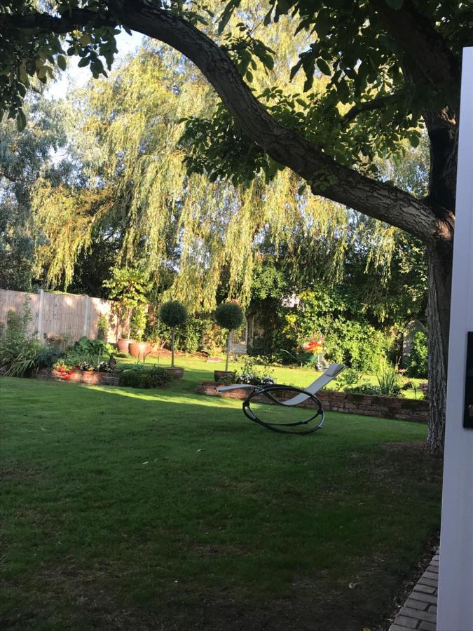 Corner House Luxury Bnb Little Dunmow Eksteriør bilde