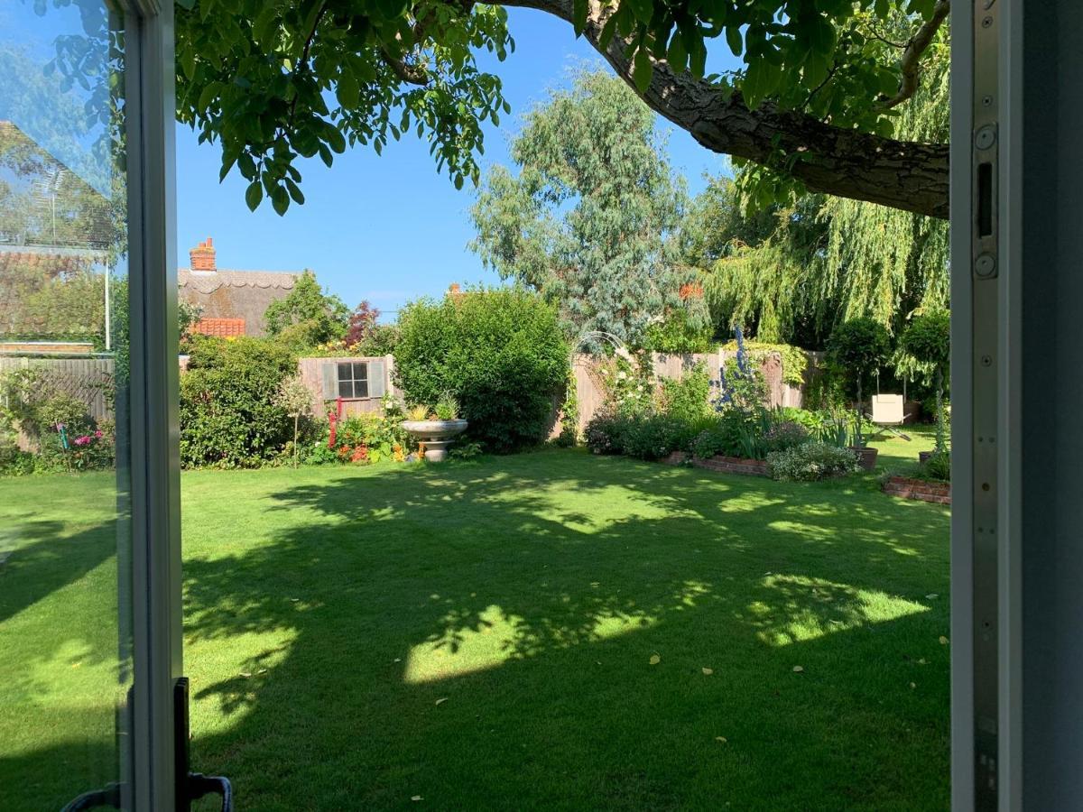 Corner House Luxury Bnb Little Dunmow Eksteriør bilde